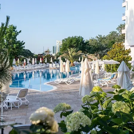 Neptun Semesteranläggning (resort) 4*