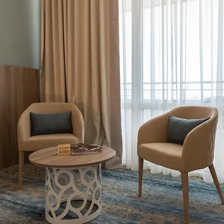 Semesteranläggning (resort) Neptun 4*