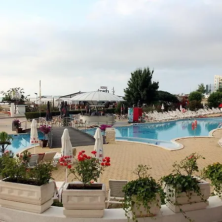 Semesteranläggning (resort) Neptun 4*
