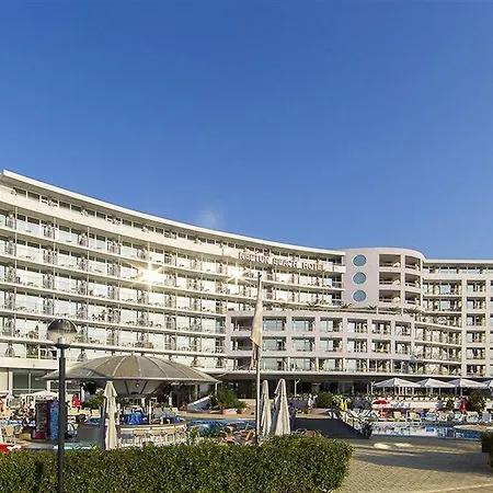 Neptun Semesteranläggning (resort) 4*