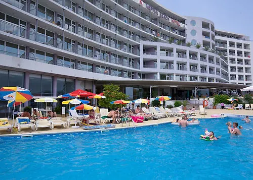 Semesteranläggning (resort) Neptun 4*