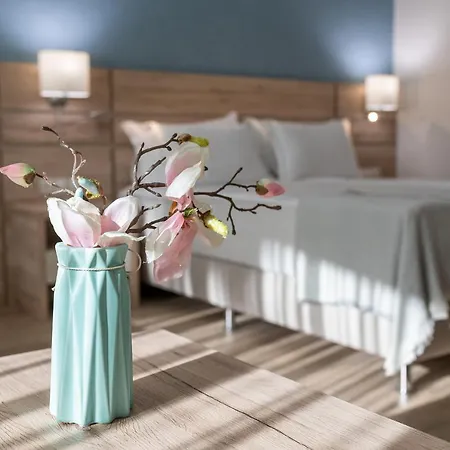Neptun 4* ساني بيتش