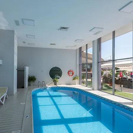 Neptun 4*