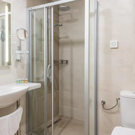 אתר נופש Neptun 4*